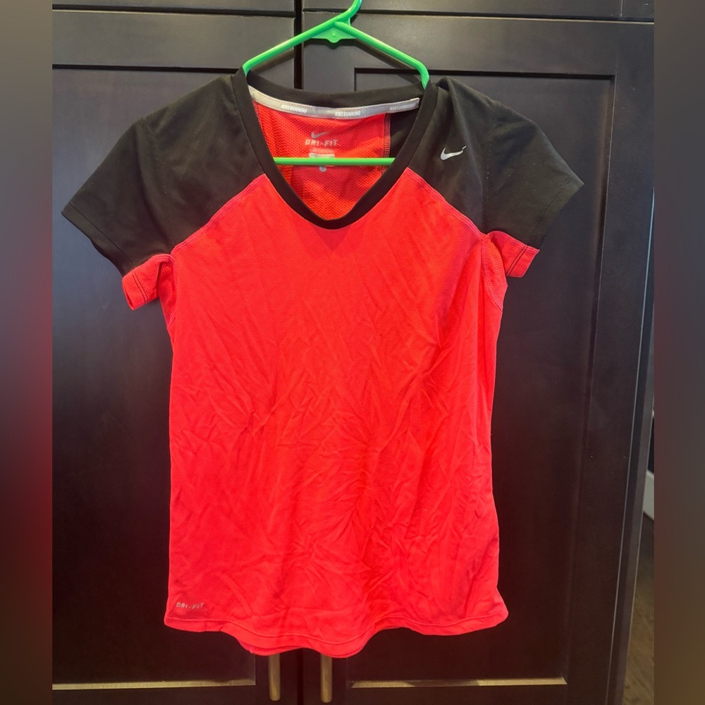 Nike Running Women's Vivid coral Red and Black Tee